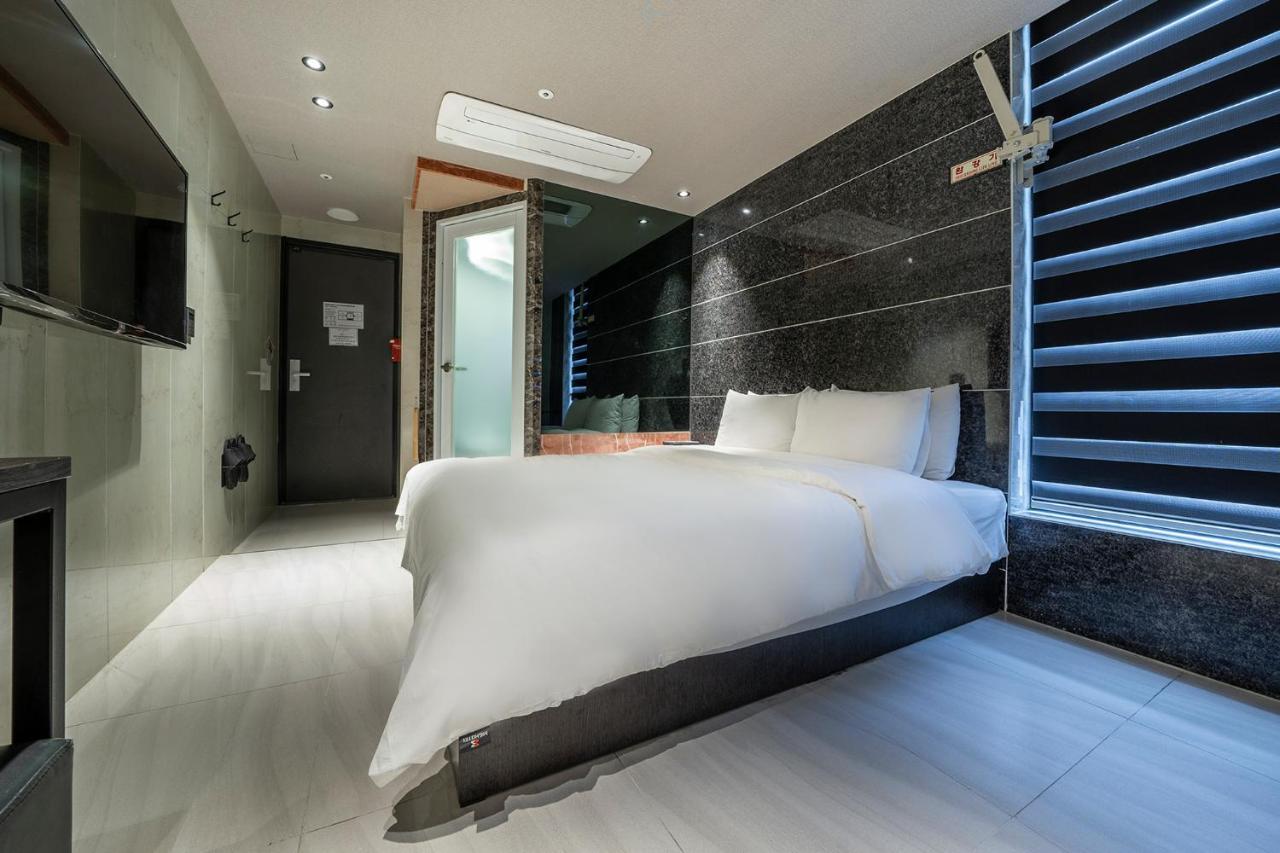 Mg Hotel Сеул Екстериор снимка